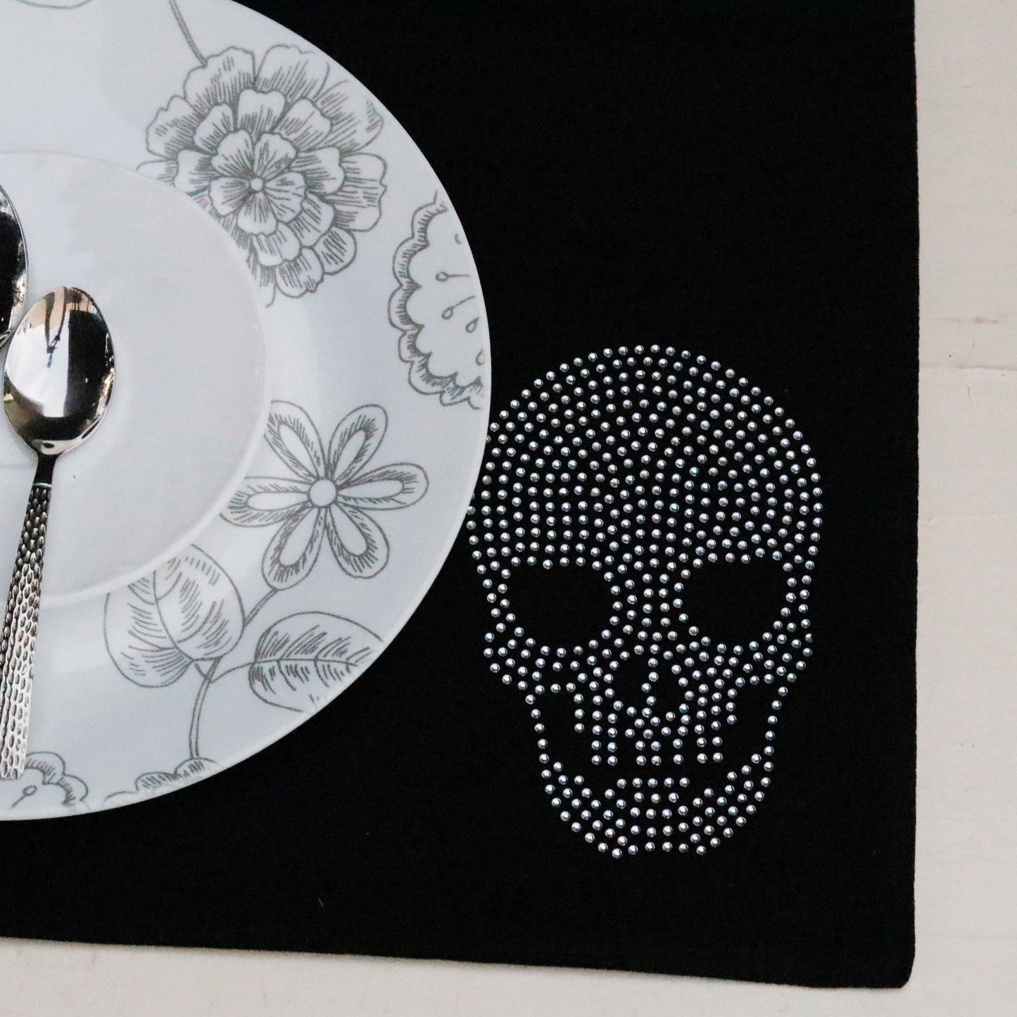 Skull Diamante Placemats (Set of 2 Placemats)