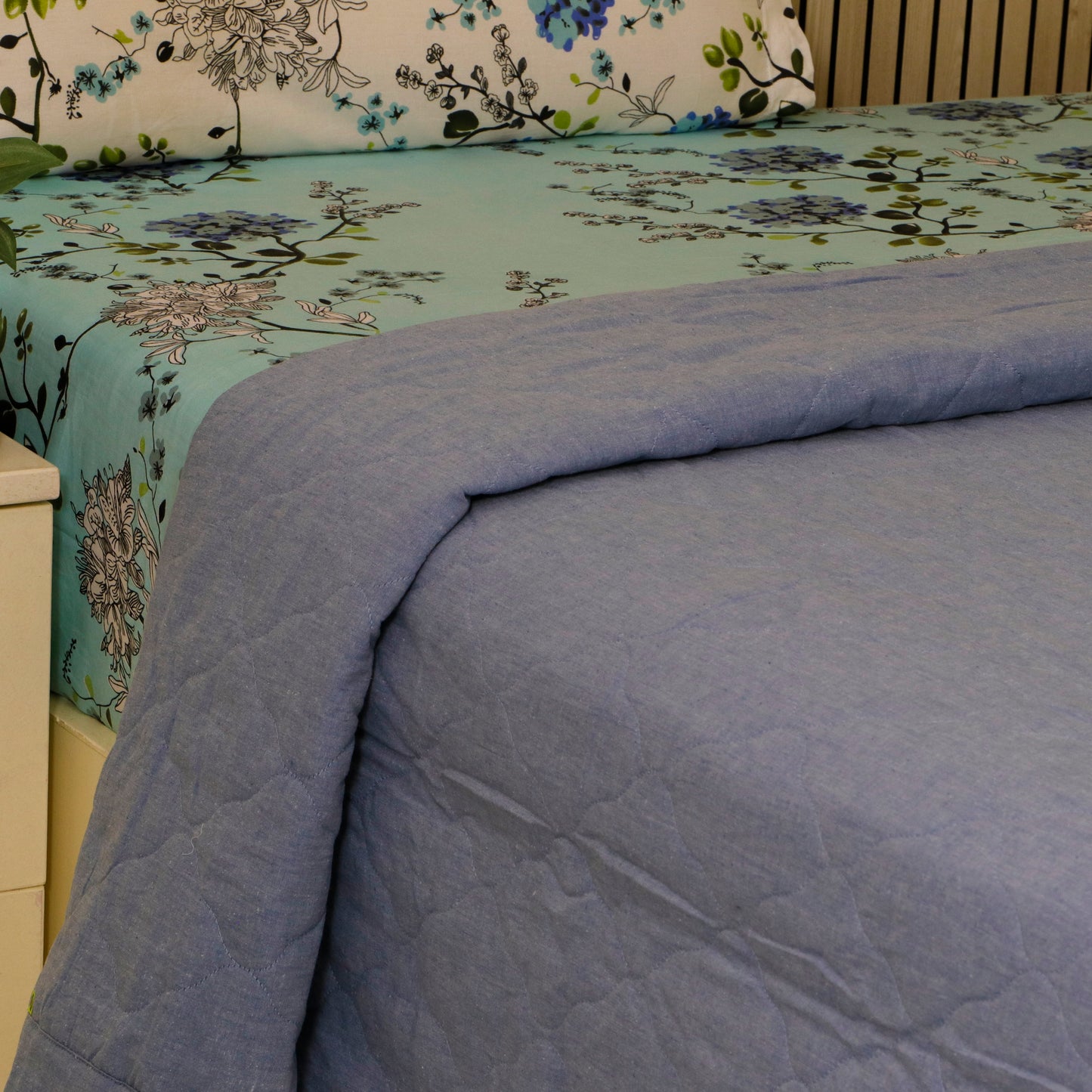Soft Breeze Cotton Quilted Single Comforter