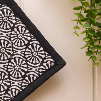 Floral Bouquet Print Quilted Hot Pad