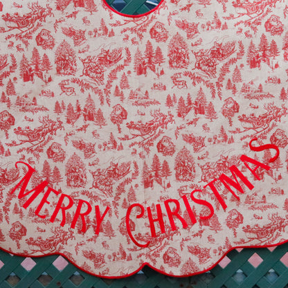 Scalloped Red Xmas Tree Skirt