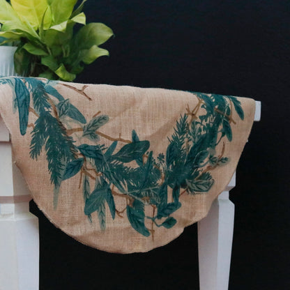Xmas Tree Tablecloth (Round Jute)
