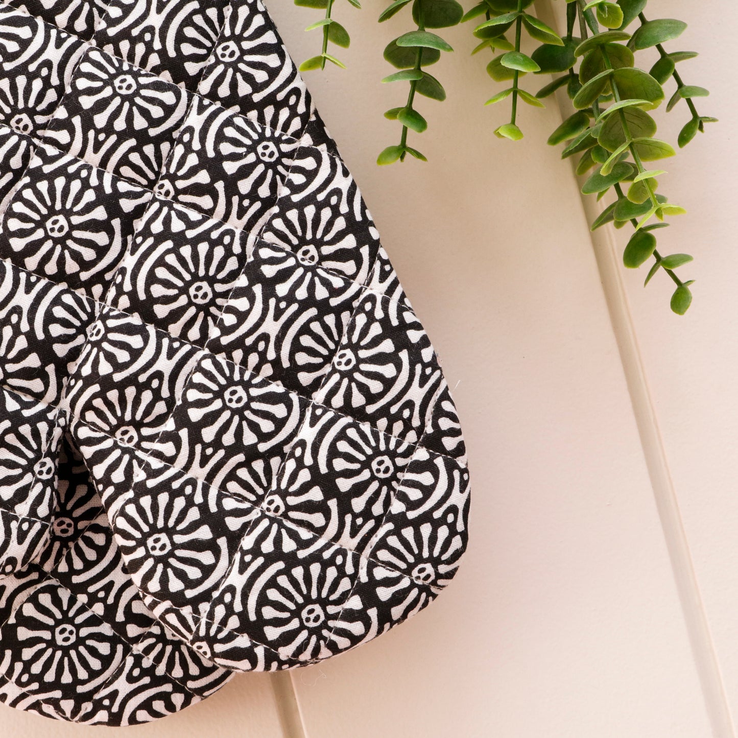 Floral Bouquet Oven Mittens