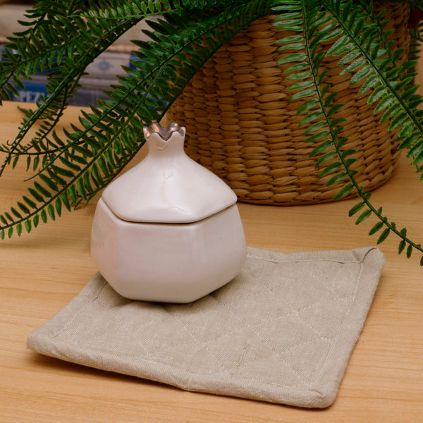 Caramel Care Pot Holder