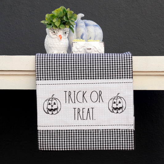 Trick or Treat Table Runner