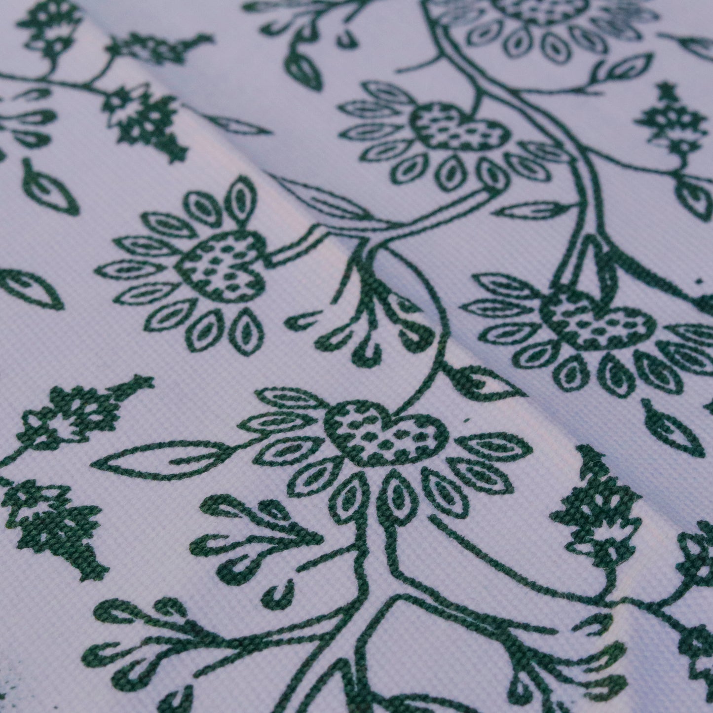 Botanic Bliss Table Runner